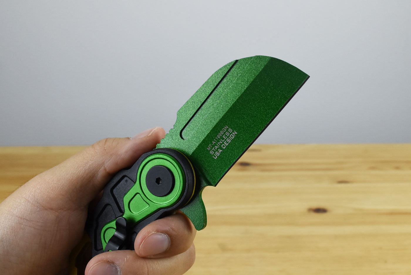 MTech MTA1199 Linerlock Assisted Folding Blade (Green)