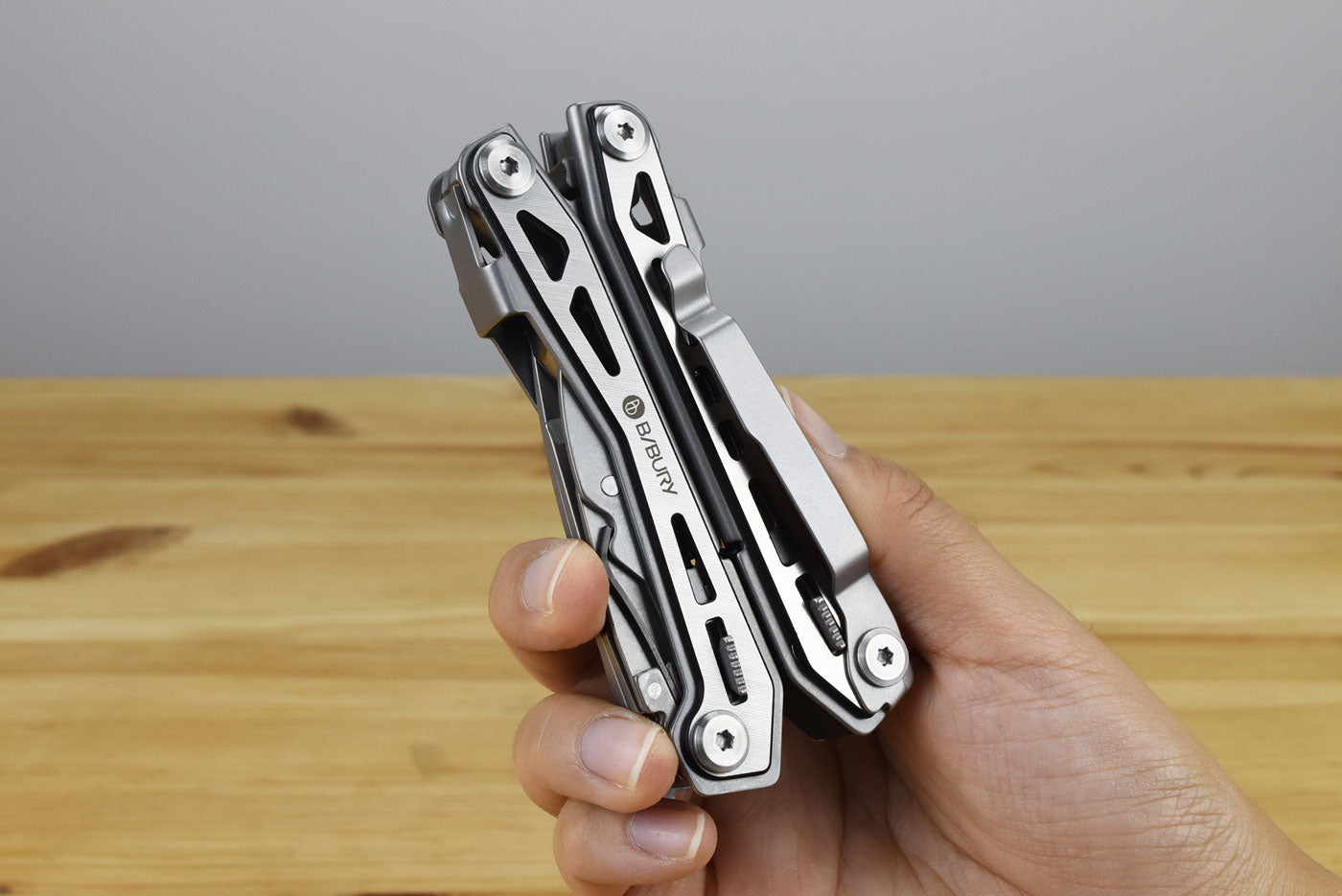 Bibury Plier Multitool (17-in-1)