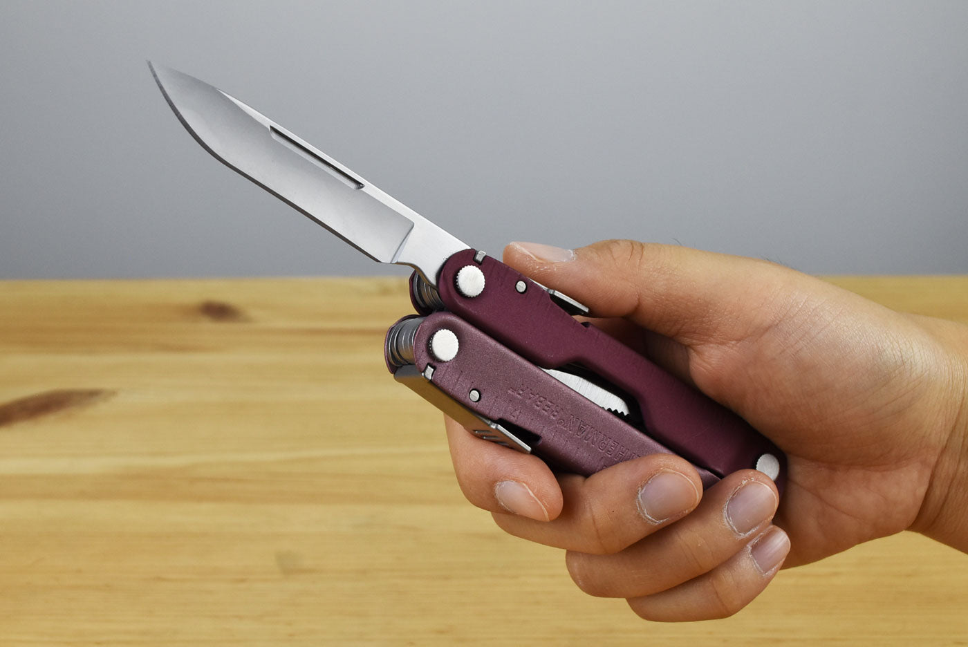 Leatherman Rebar Multitool (Heathered Cranberry Cerakote Handle)