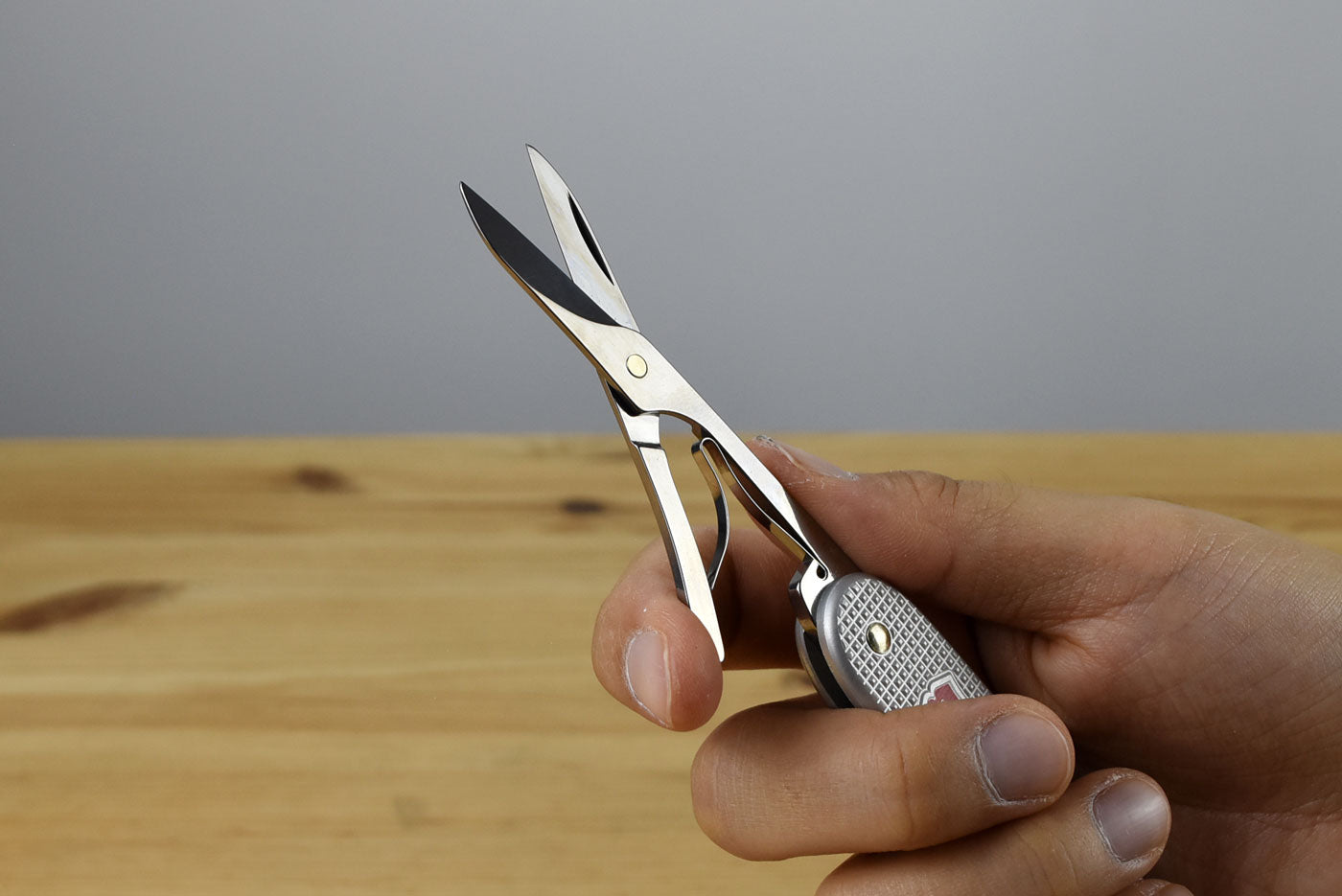 Victorinox Companion X Alox Multitool Pocket Knife 0.8070.26 (Silver)