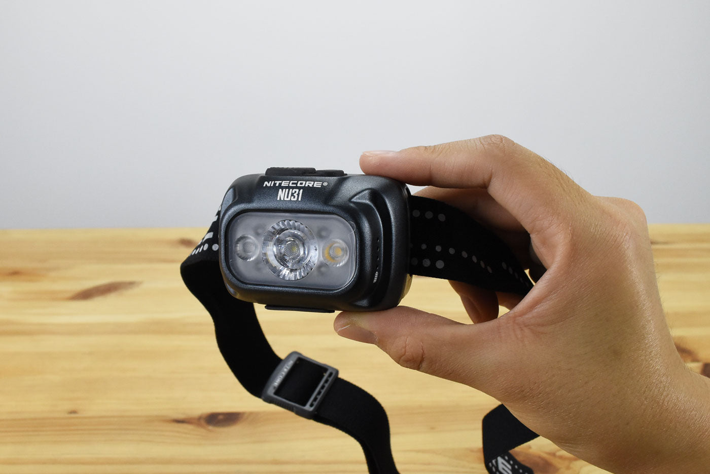 Nitecore NU31 Triple Output Lightweight Rechargeable Headlamp (550 Lumens) (3 Versions)