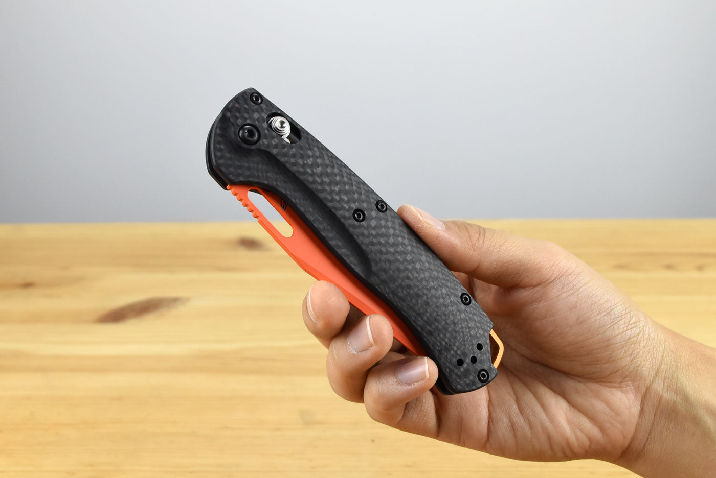 Benchmade 15535OR-01 Taggedout Folding Knife (Carbon Fiber Handle)