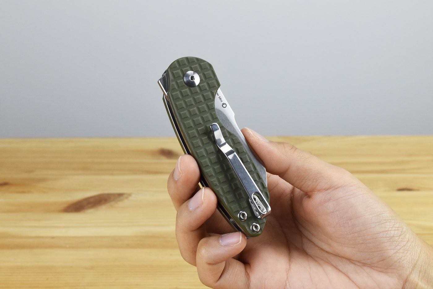 Kizer V2569C1 October Mini