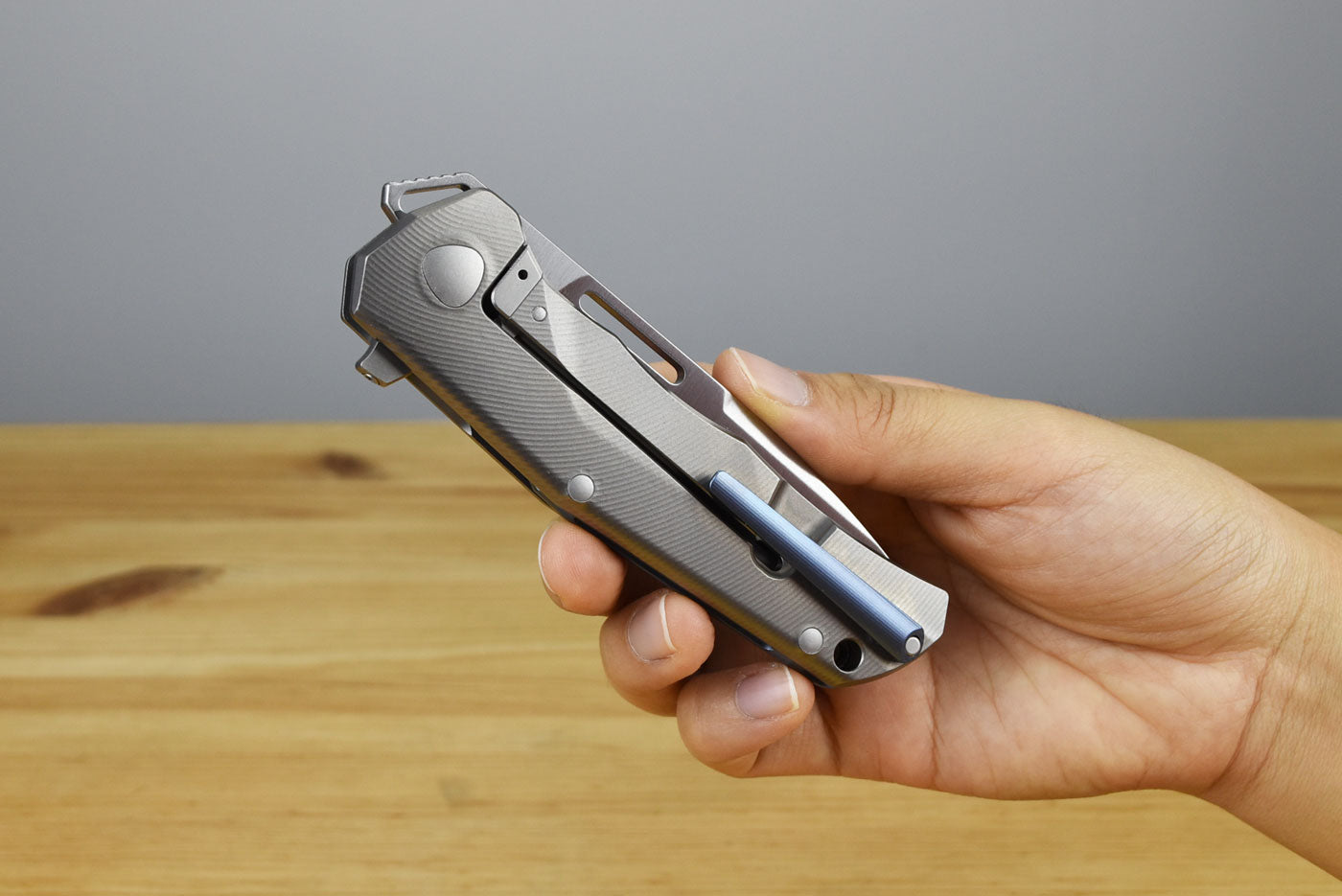LionSteel Q4ttro Folding Knife (Gray Titanium Handle)