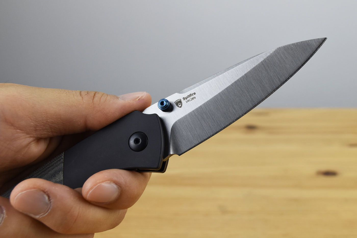 Kizer V3690A1 Spitfire 14C28N
