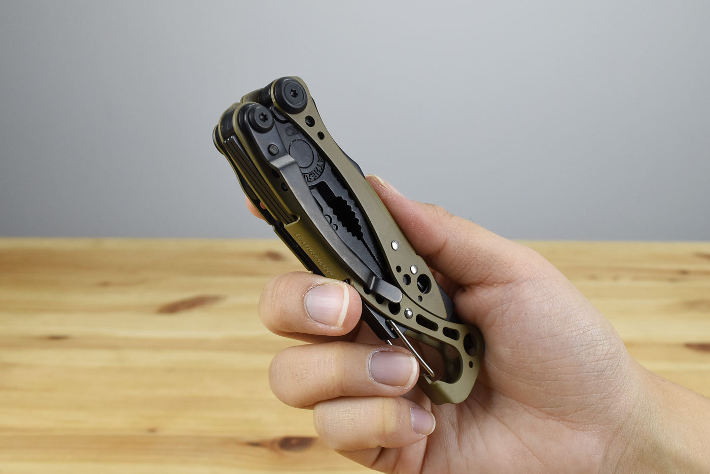 Leatherman Skeletool Multitool (Coyote Tan)
