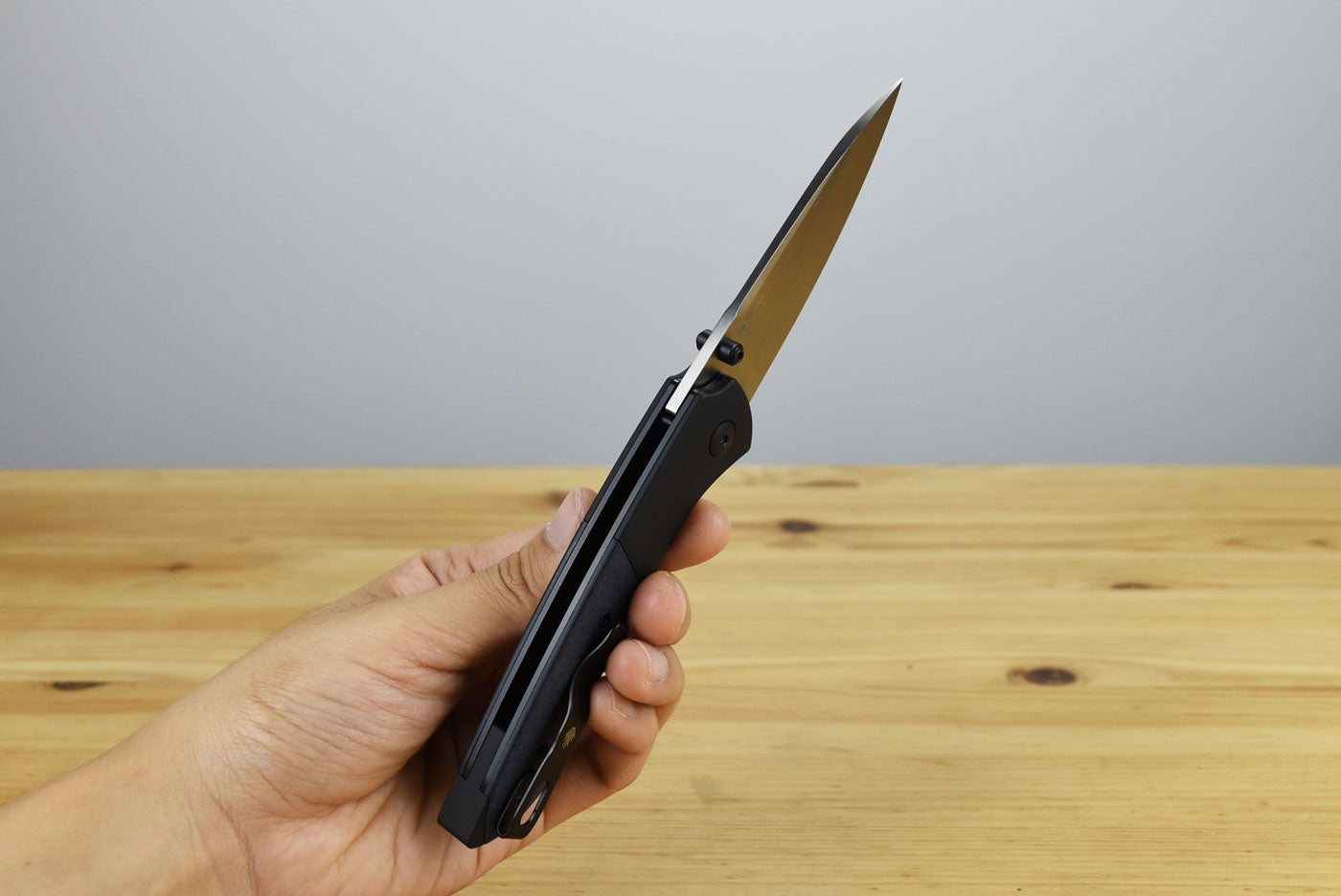 Kizer V3690A2 Spitfire 14C28N