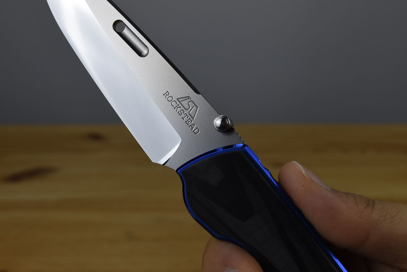 Rockstead HIGO II X-CF-ZDP (BL) Folding Knife (Carbon Fiber Handle)