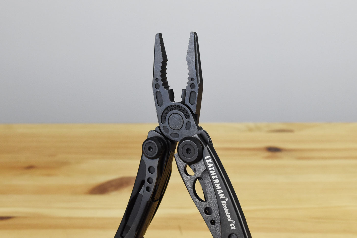 Leatherman Skeletool CX Multitool (Onyx)