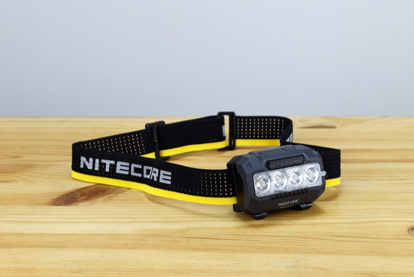 Nitecore HA23 UHE MCT AAA Headlamp (600 Lumens) (3 Versions)