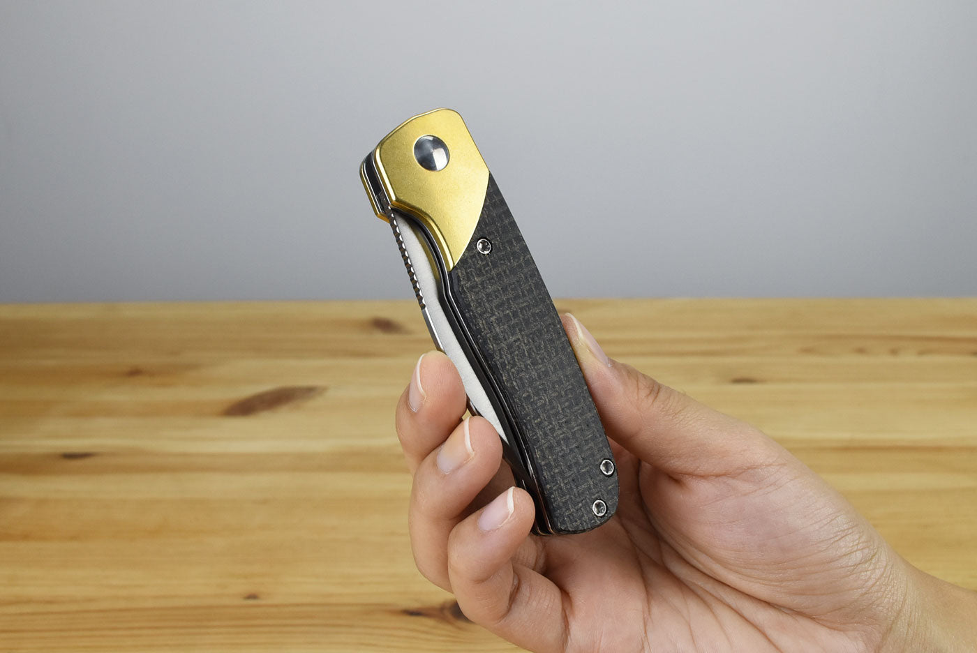 Kizer V3661C1 Gavel