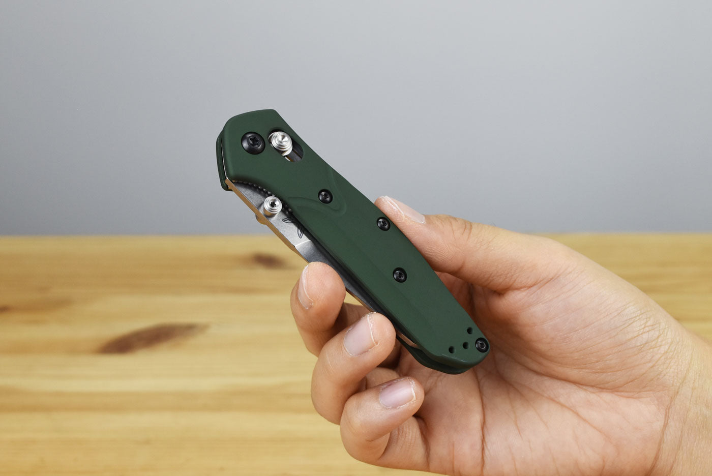 Benchmade 945 Mini Osborne Folding Knife (Green Aluminum Handle)