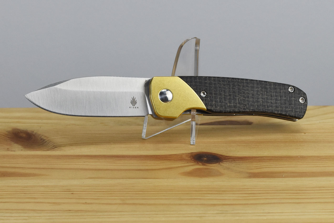 Kizer V3661C1 Gavel