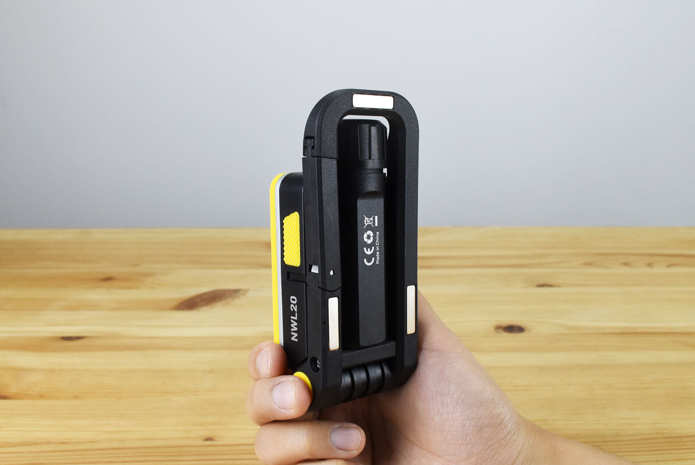 Nitecore NWL20 COB Mechanics Rechargeable Work Light (600 Lumens)