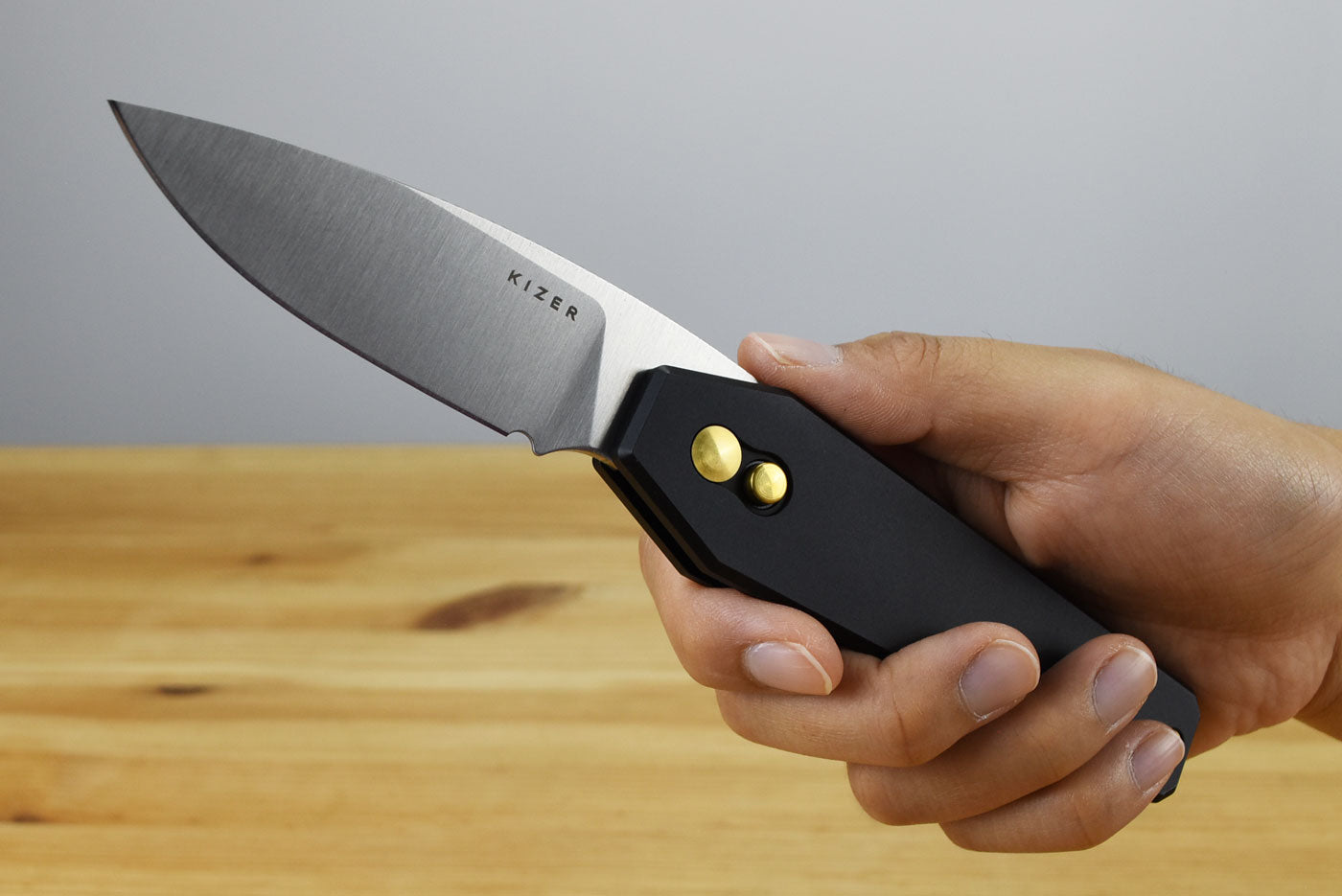 Kizer V3692A2 Tomb Nitro-V