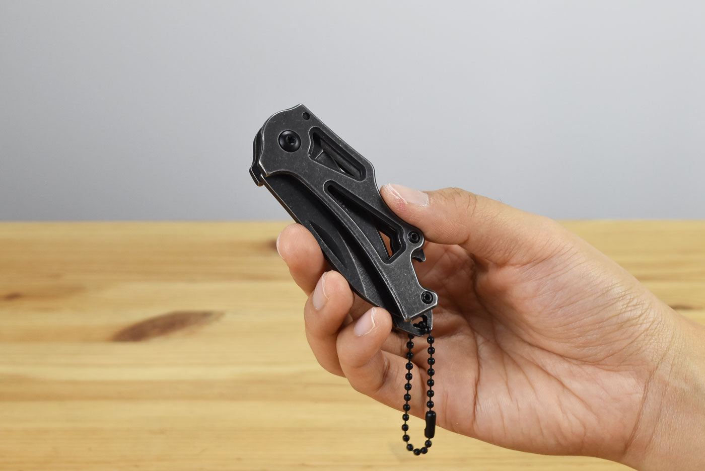 Smith & Wesson SW1207128 Keychain Framelock Black SW Folding Blade