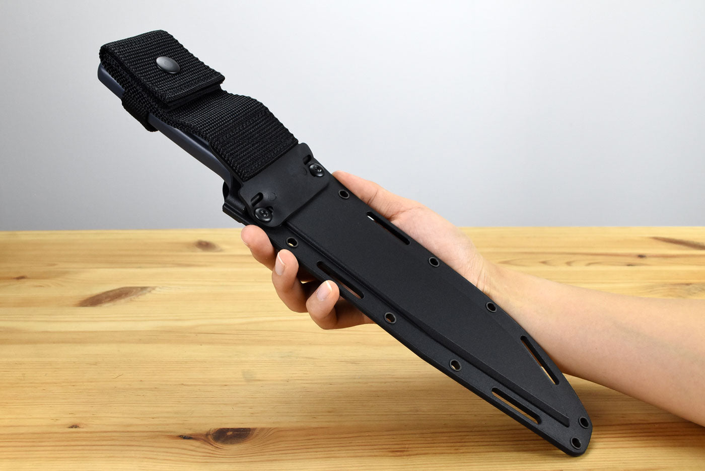 Cold Steel Drop Forged Survivalist Fixed Blade (Handle With Stippled Scale)