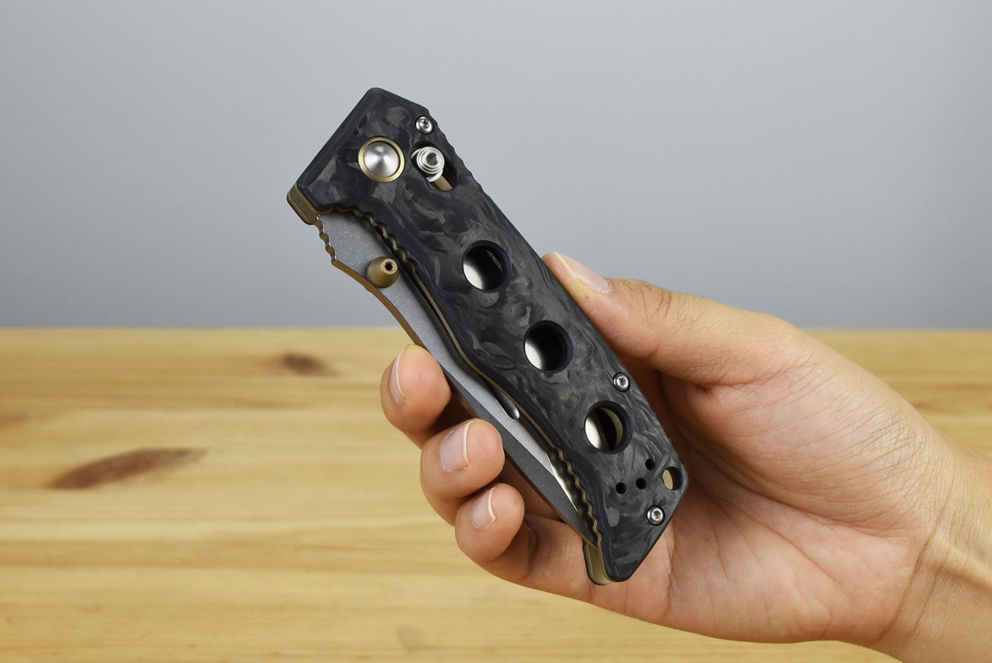 Benchmade 273-03 Mini Adamas Folding Knife (Marbled Carbon Fiber Handle)