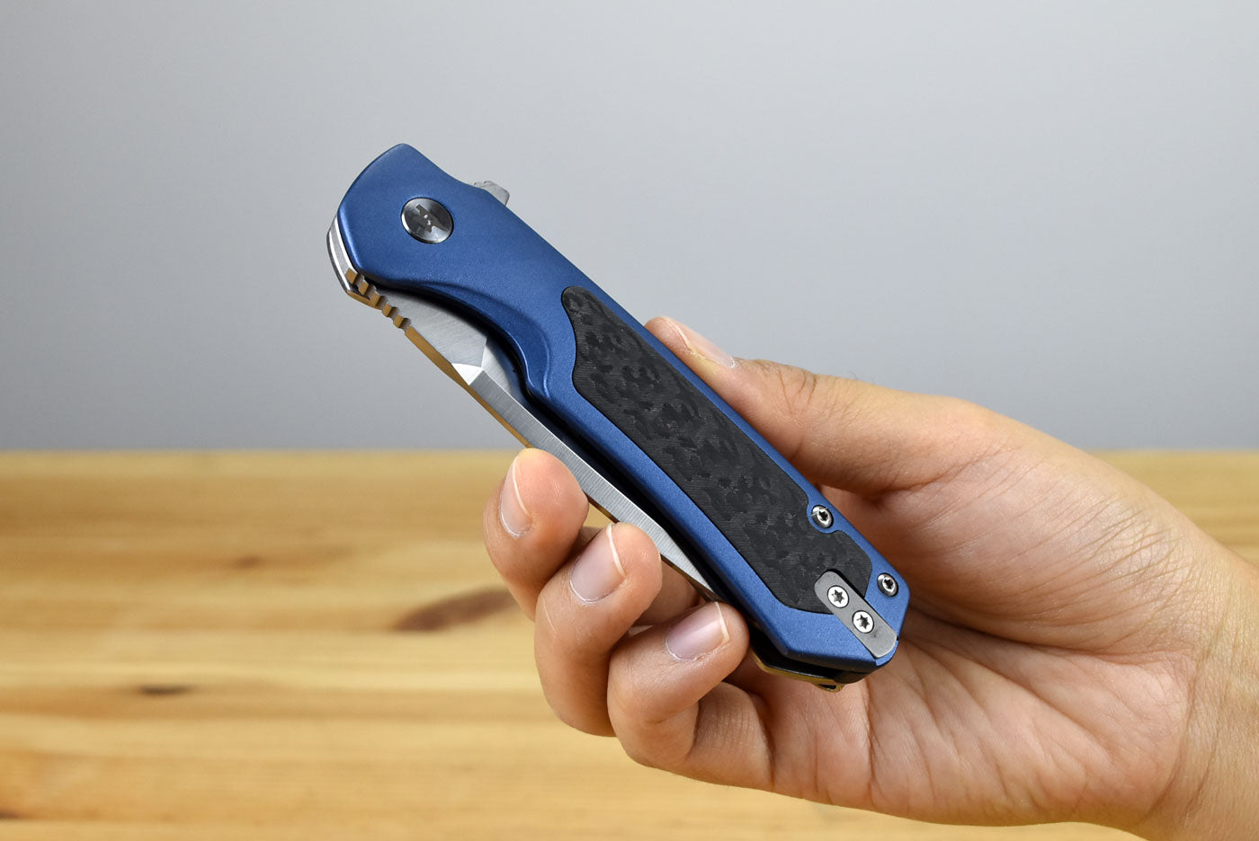 Buck 714 Stinger Folder (Blue Aluminum Handle)