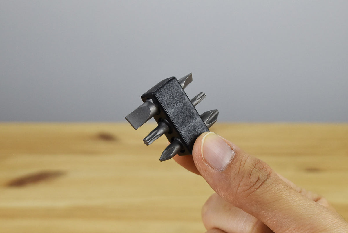 Bibury Plier Multitool 3 Screwdriver Bit Set