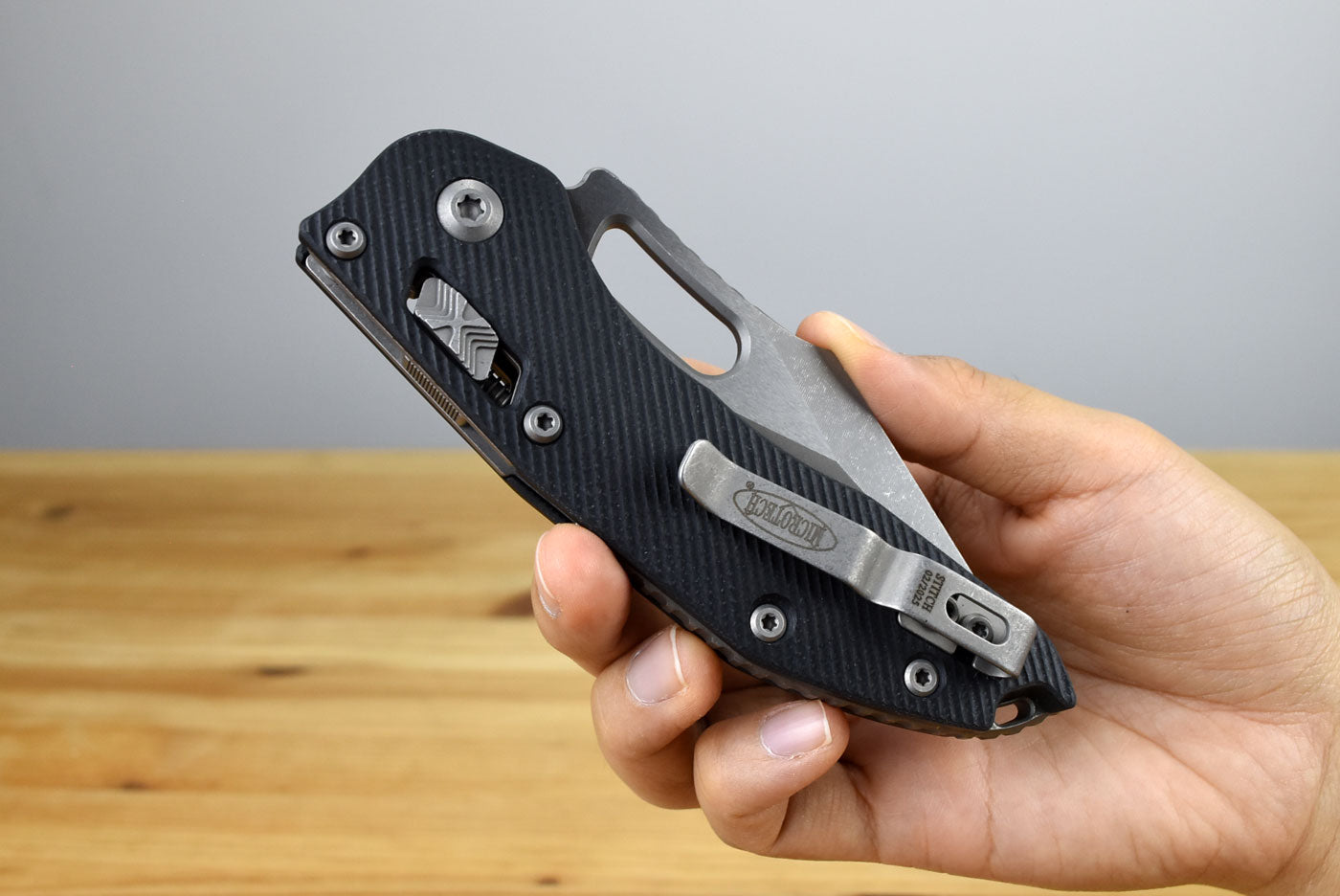 Microtech Stitch RAM-LOK™ S/E Folding Knife (Black G10 Handle)