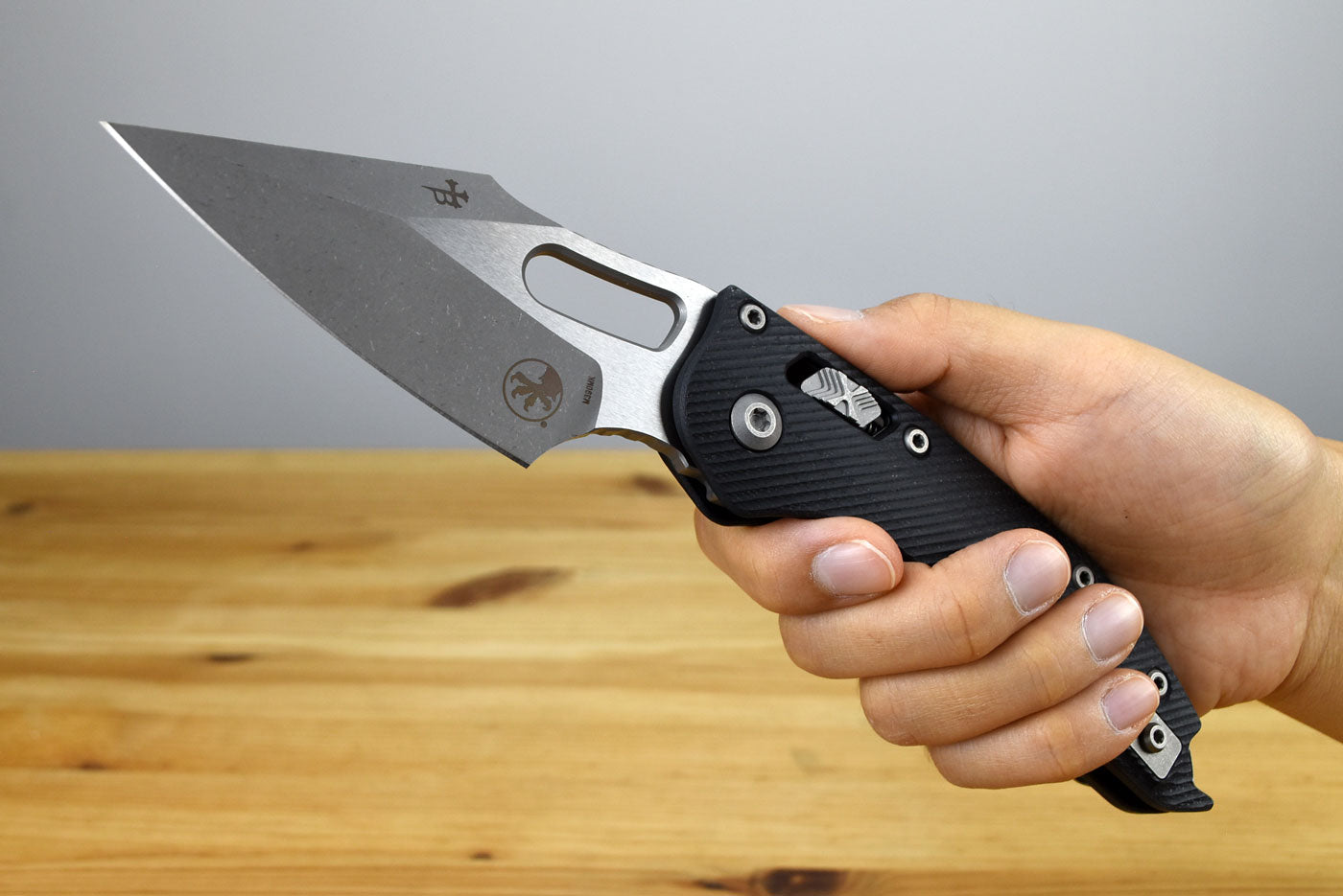Microtech Stitch RAM-LOK™ S/E Folding Knife (Black G10 Handle)