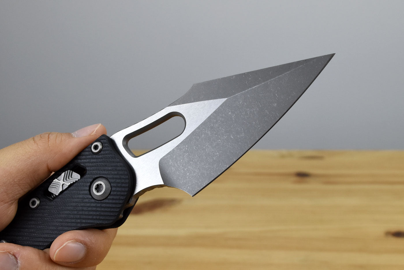 Microtech Stitch RAM-LOK™ S/E Folding Knife (Black G10 Handle)