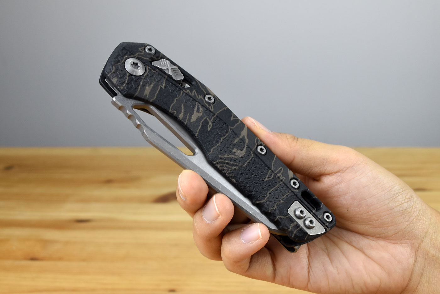 Microtech MSI Ram-Lok Tri Grip AP Tiger Folding Knife