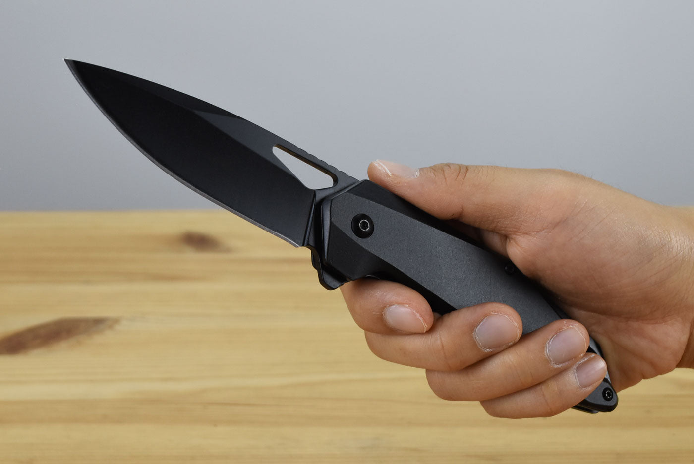 MTech A2038BK Linerlock Assisted Folding Blade (Black Anodized Aluminum Handle)