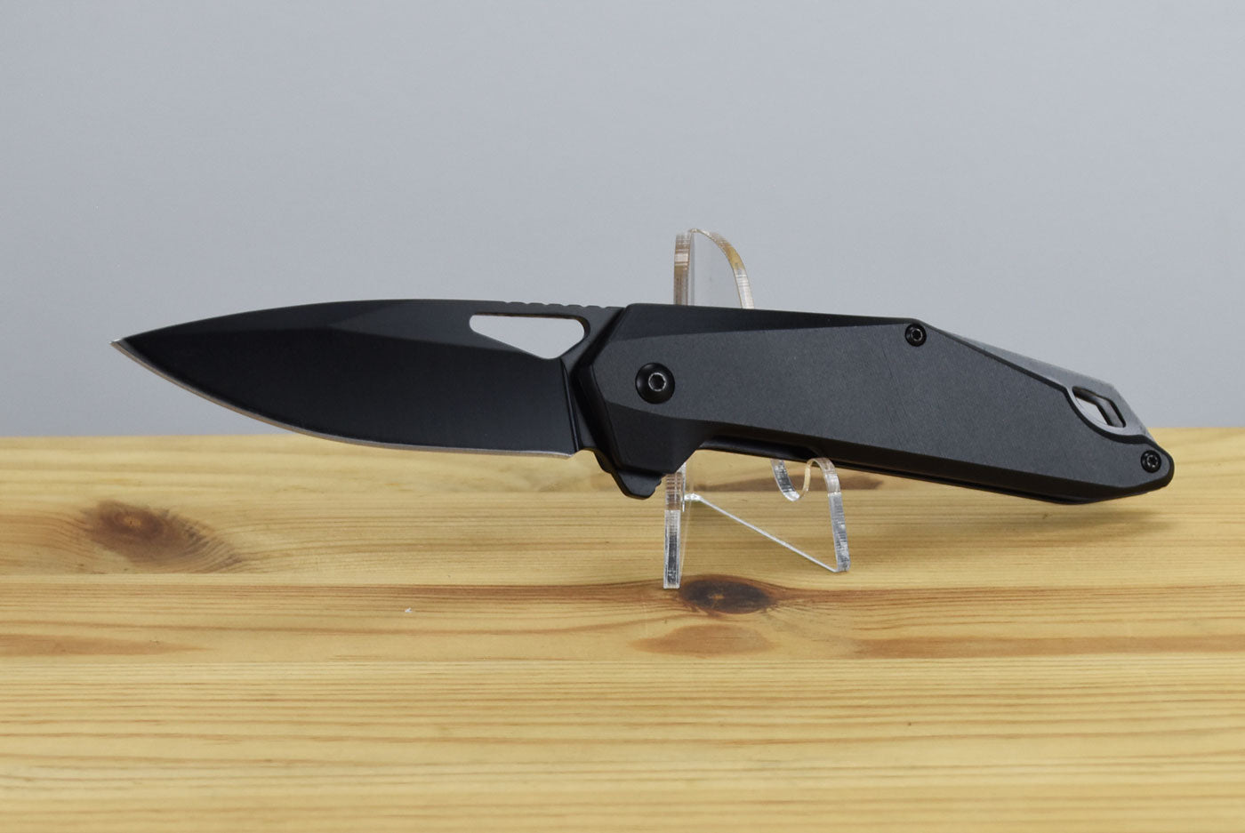 MTech A2038BK Linerlock Assisted Folding Blade (Black Anodized Aluminum Handle)
