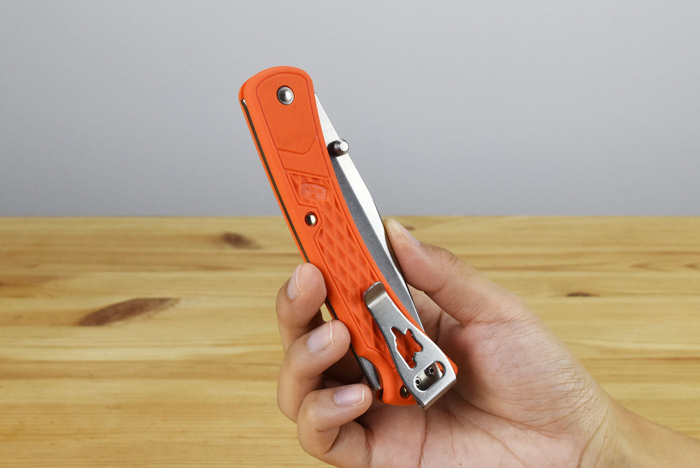 Buck 110 Slim Select (Blaze Orange) Hunting Folder