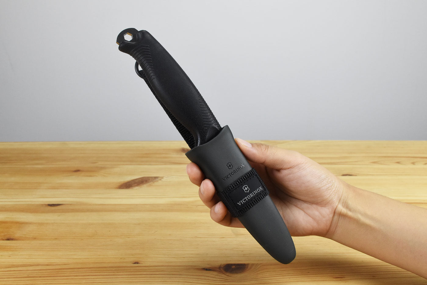 Victorinox Venture Black Fixed Blade 3.0902.3