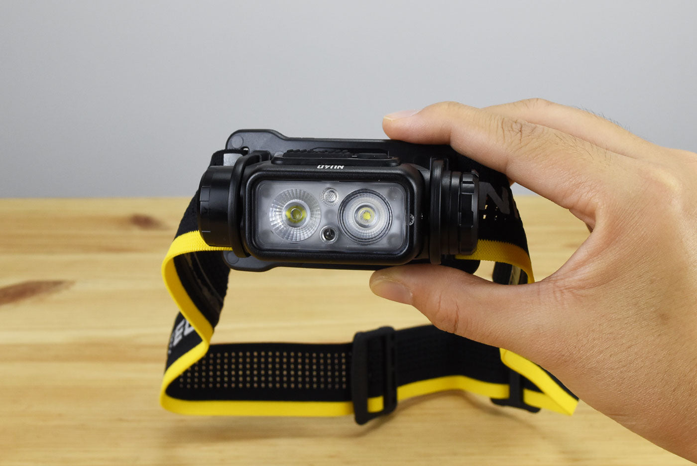 Nitecore NU40 Spotlight + Floodlight Rechargeable Headlamp (1000 Lumens)