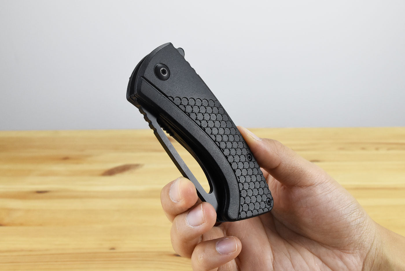 MTech MTA1197 Linerlock Assisted Folding Blade (Black Handle)