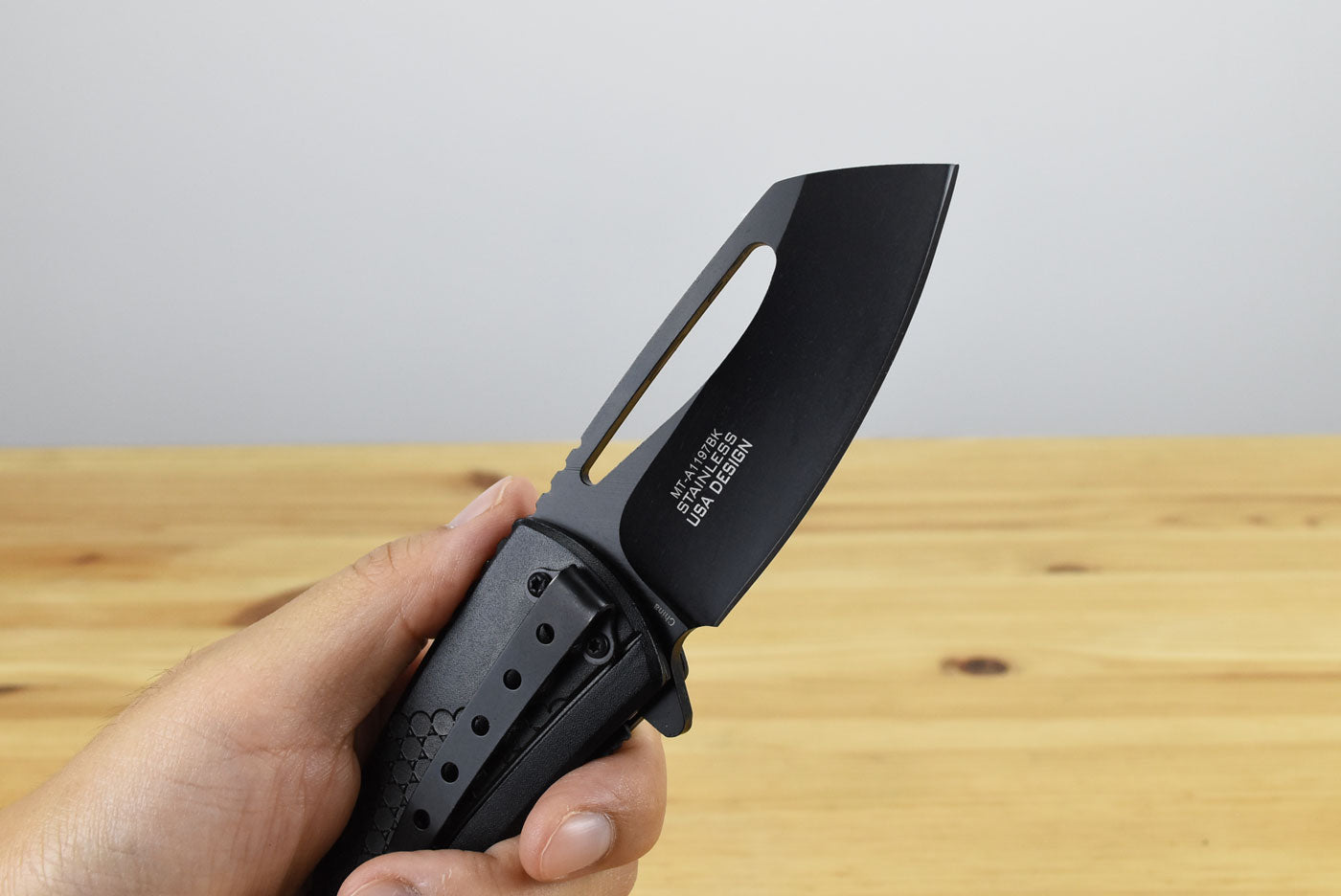 MTech MTA1197 Linerlock Assisted Folding Blade (Black Handle)