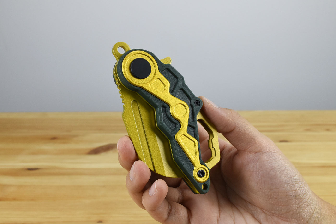 MTech MTA1199 Linerlock Assisted Folding Blade (Gold)