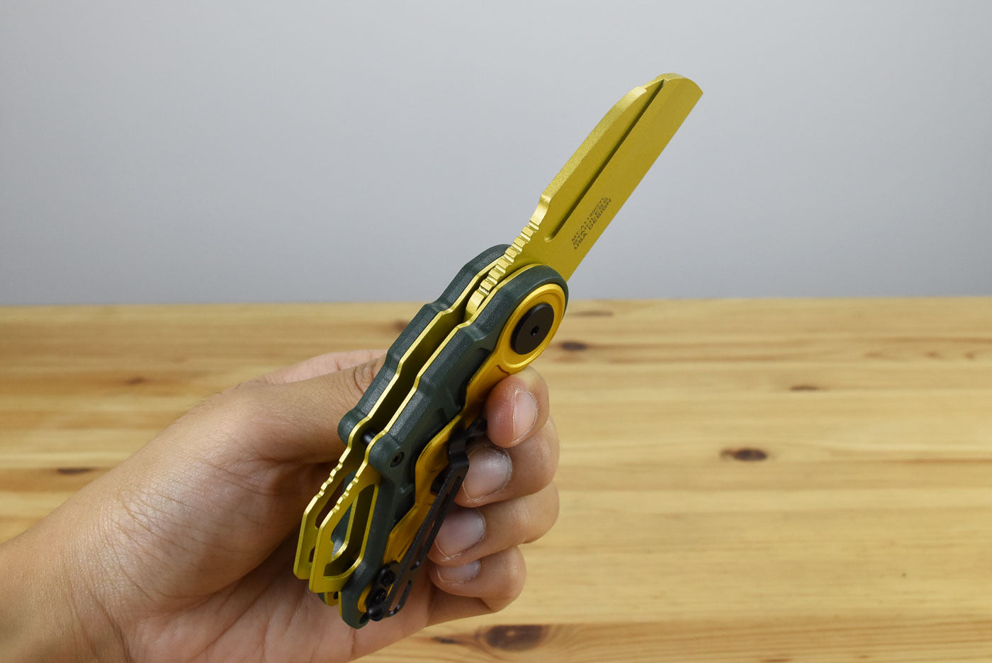 MTech MTA1199 Linerlock Assisted Folding Blade (Gold)