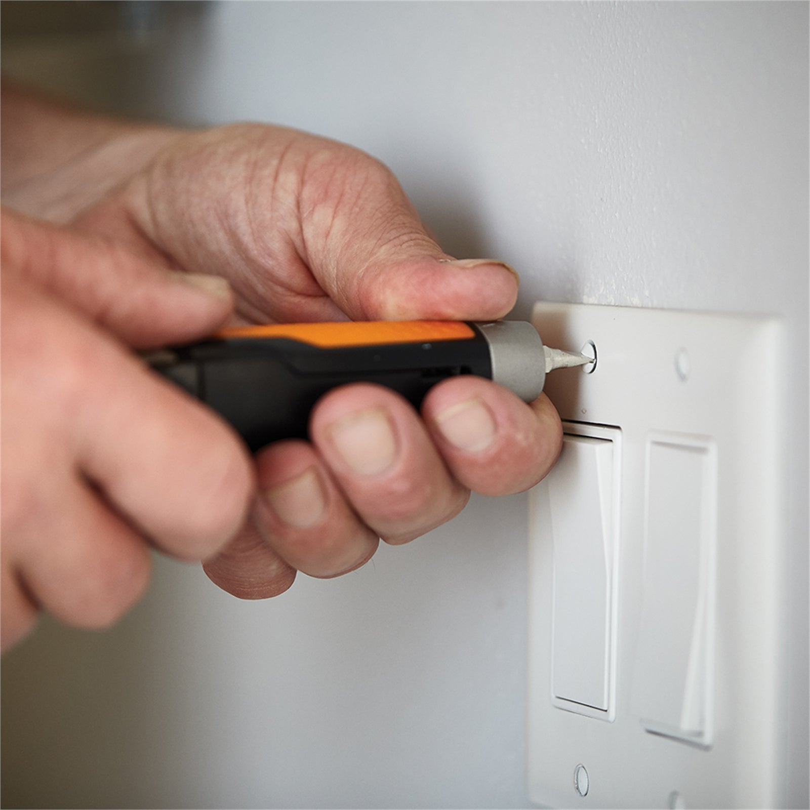 Fiskars CarbonMax Painter's Utility Knife - Thomas Tools
