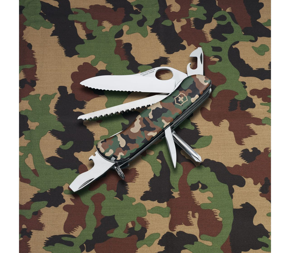 Victorinox Trailmaster Multitool (Camouflage) - Thomas Tools