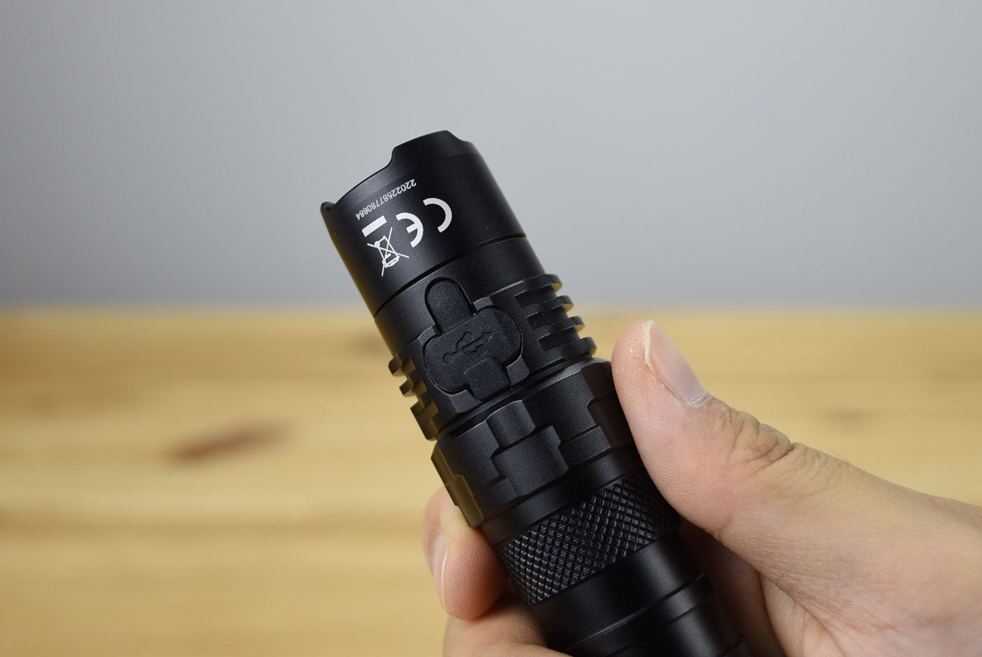 Nitecore P10i USB Rechargeable Flashlight (1800 Lumens)
