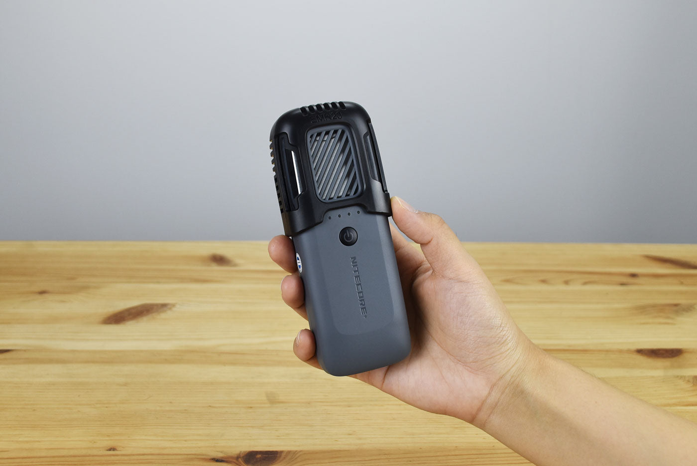 Nitecore EMR20 Rechargeable Mosquito Repeller PD & 10,000mAh Power Bank