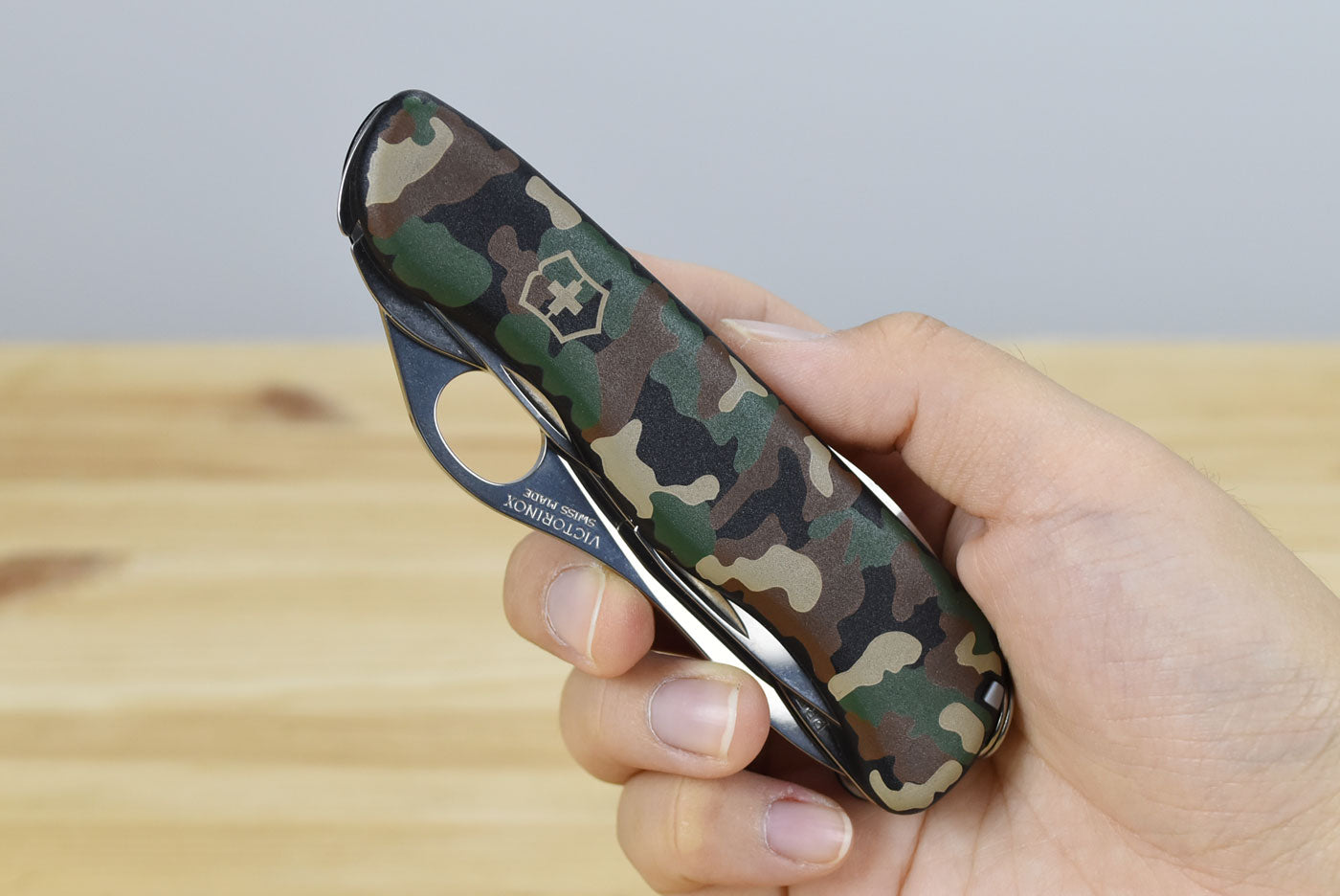 Victorinox Trailmaster Multitool Pocket Knife 0.8463.MW94 (Camouflage)