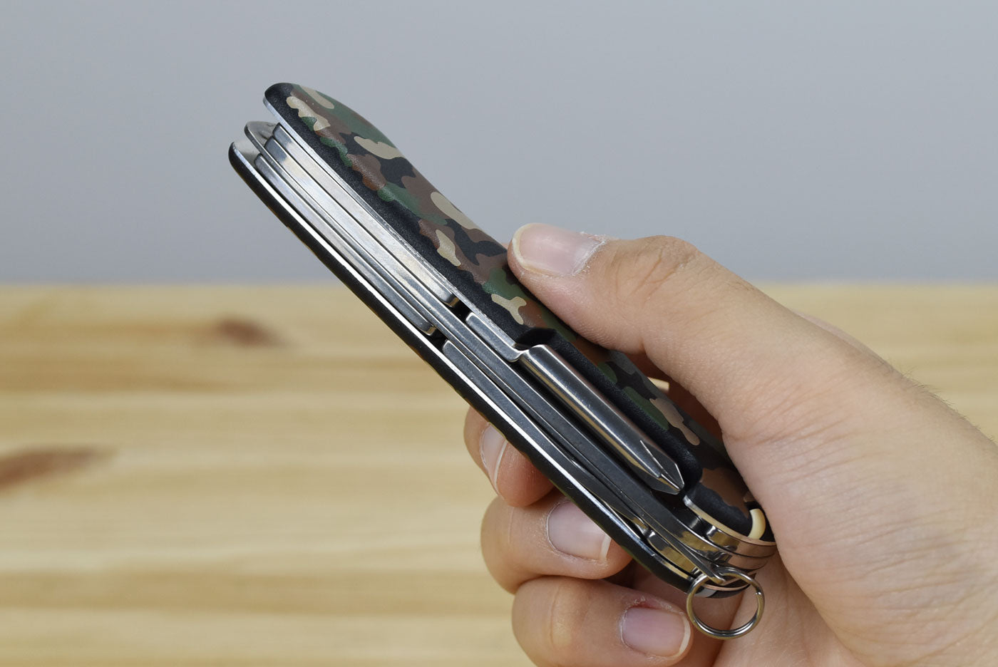 Victorinox Trailmaster Multitool Pocket Knife 0.8463.MW94 (Camouflage)