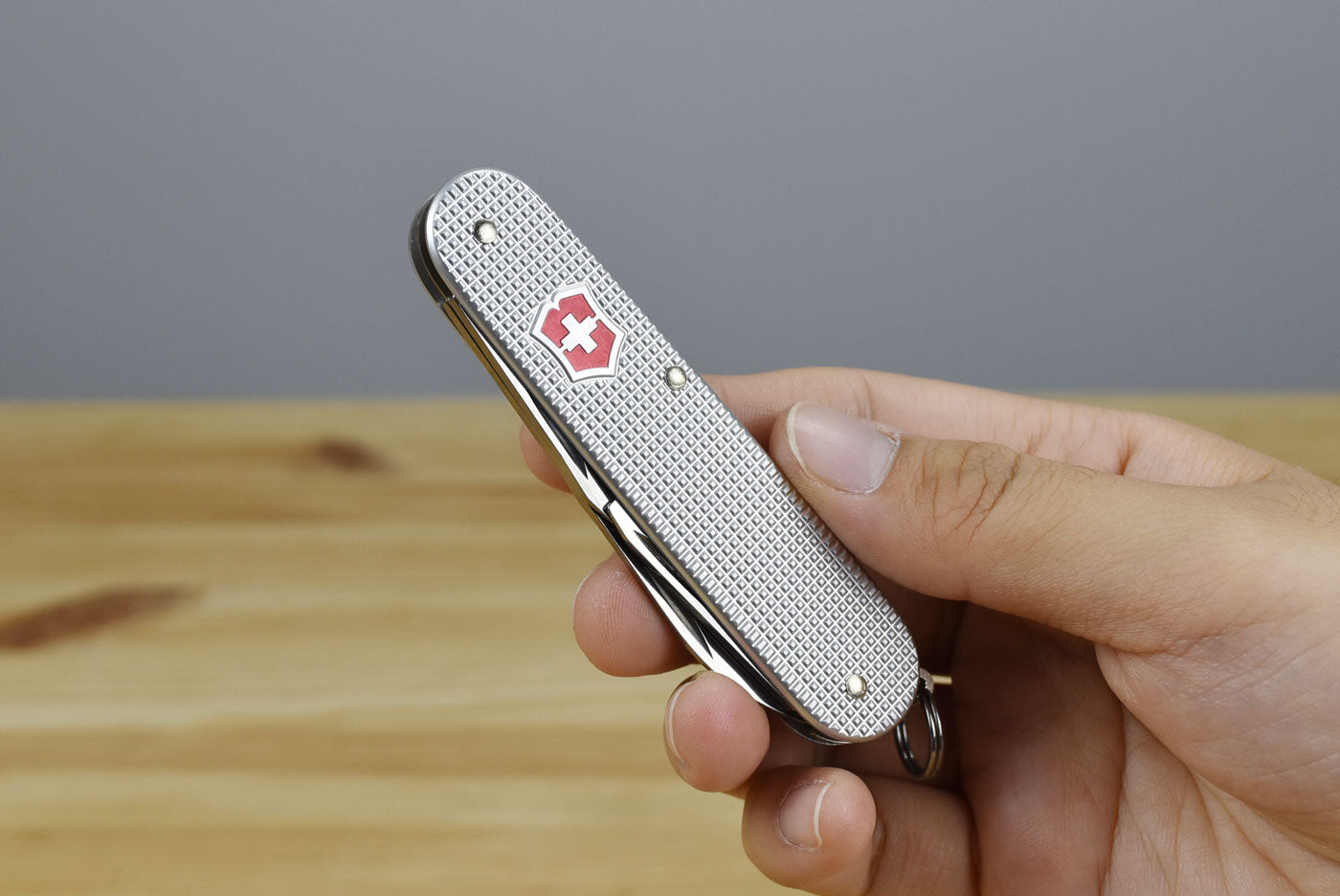 Victorinox Cadet Alox Multitool 0.2601.26