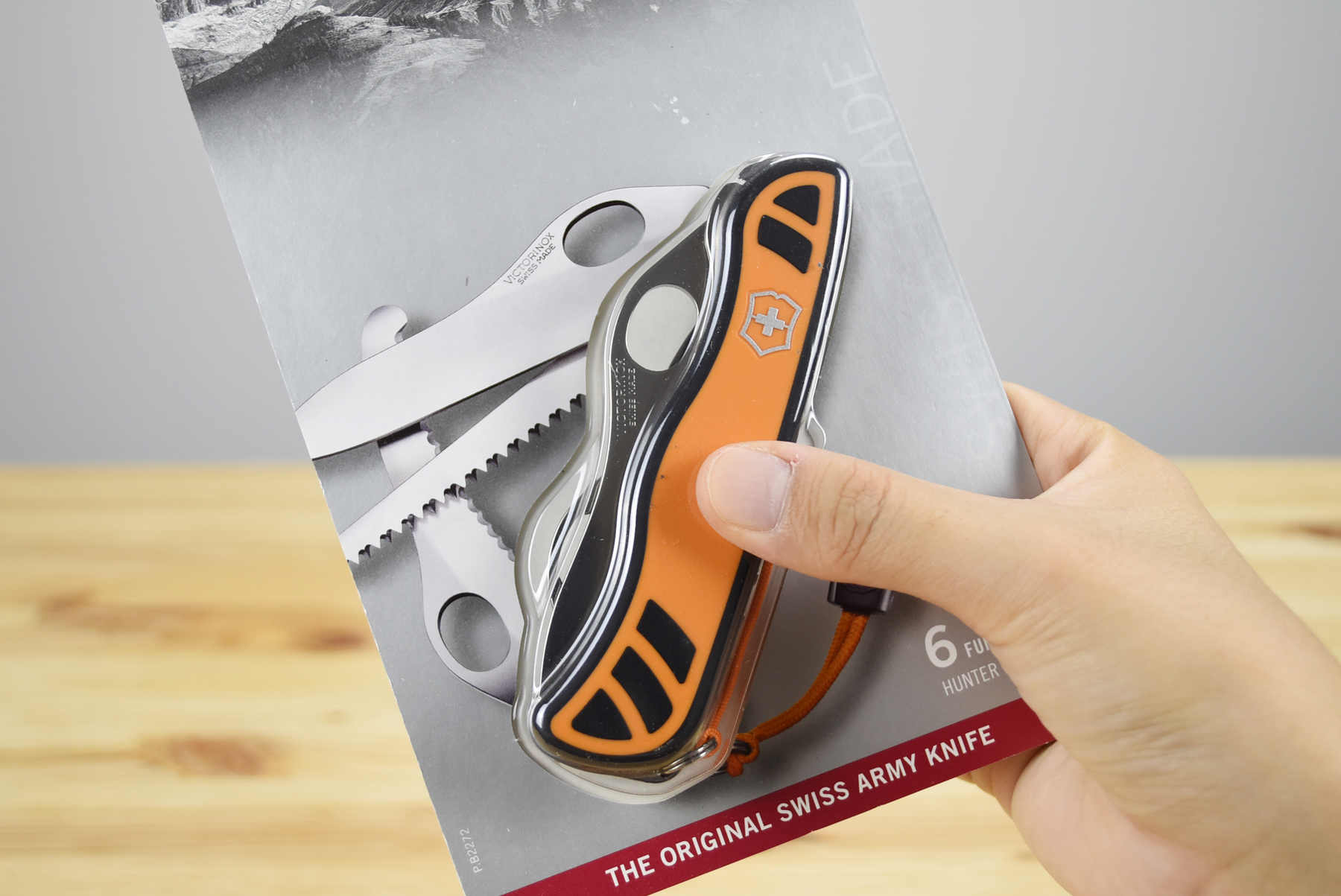 Victorinox Hunter XT Grip Multitool 0.8341.MC9