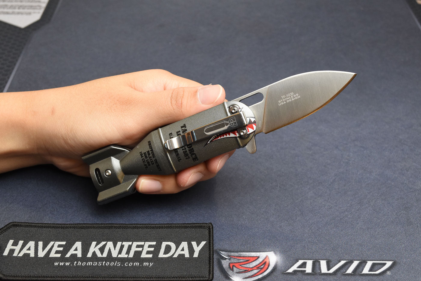Tac Force 1039 WWII Shark Assisted EDC Folding Knife (Gray)
