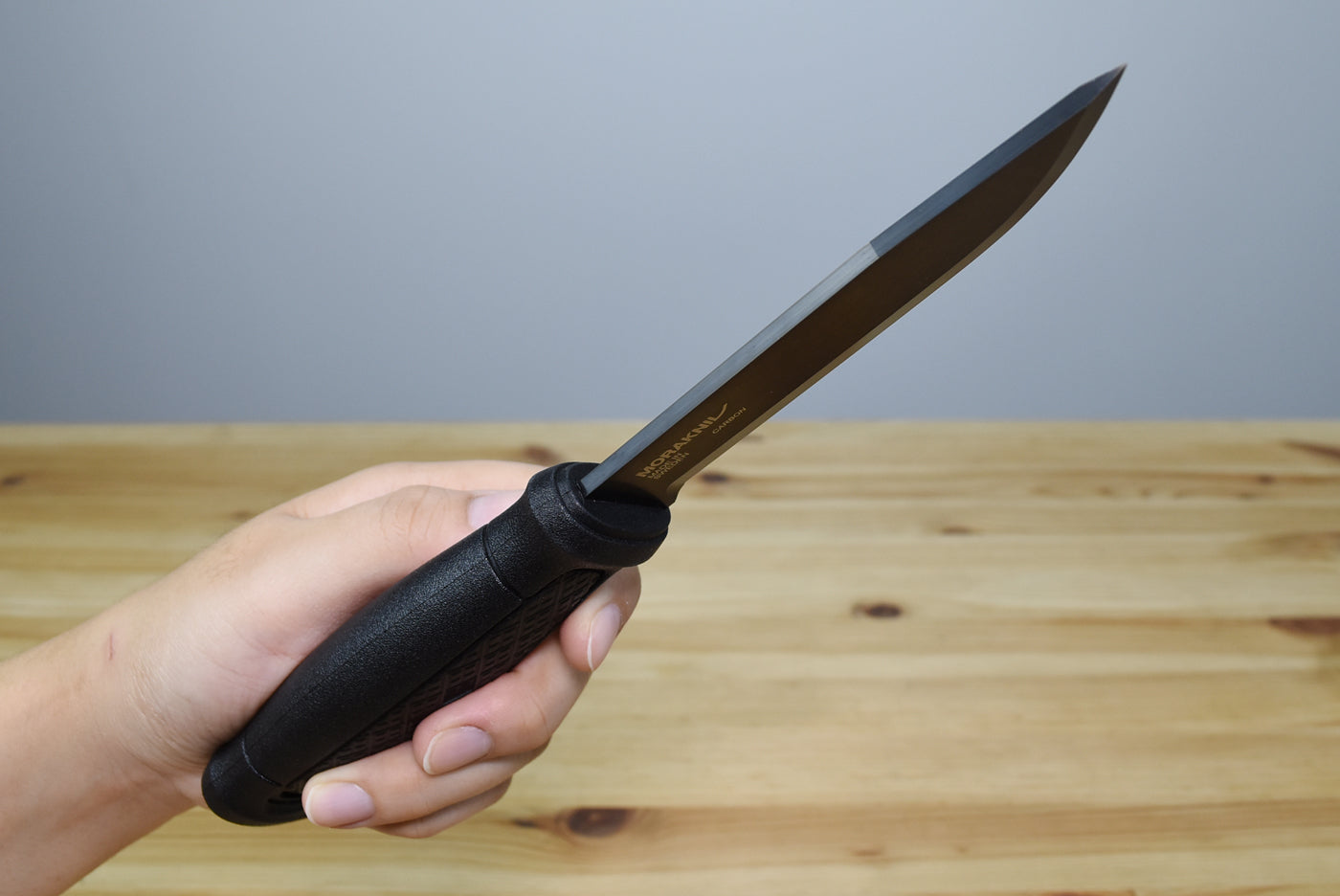 Morakniv Garberg (C) Black Blade Bushcraft Knife (Leather Sheath)