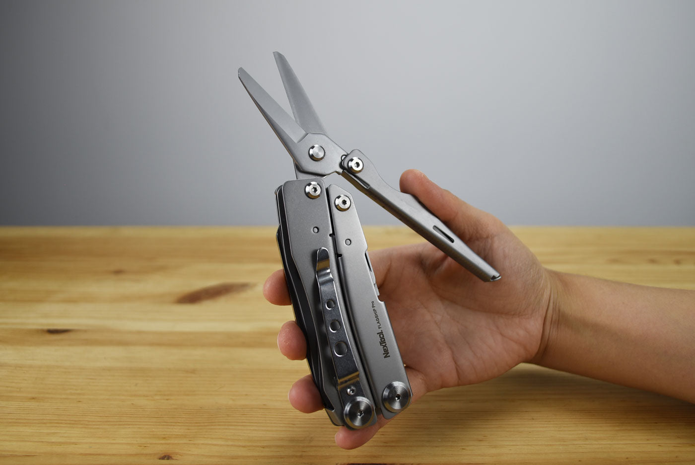 NexTool KT5020 16-In-1 Flagship Pro Multitool