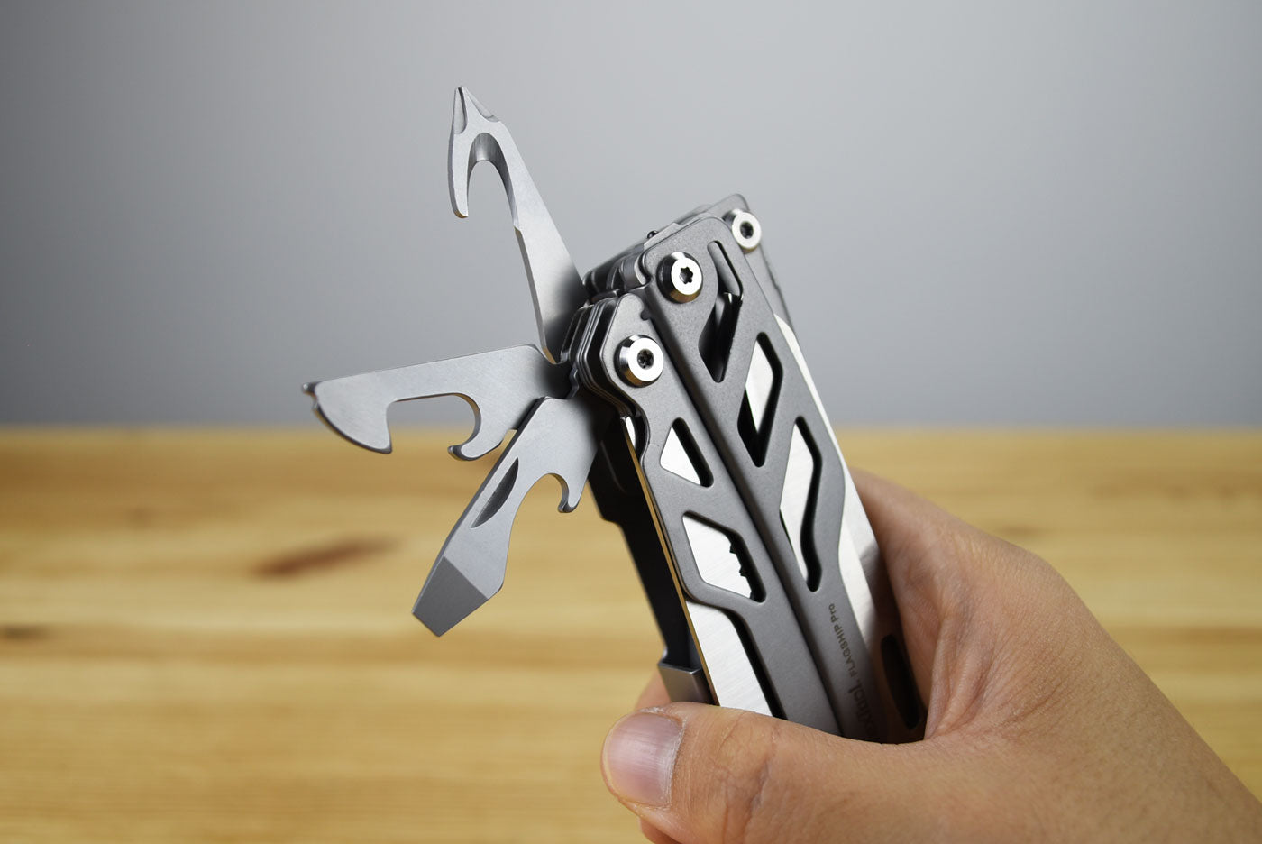 NexTool KT5020 16-In-1 Flagship Pro Multitool