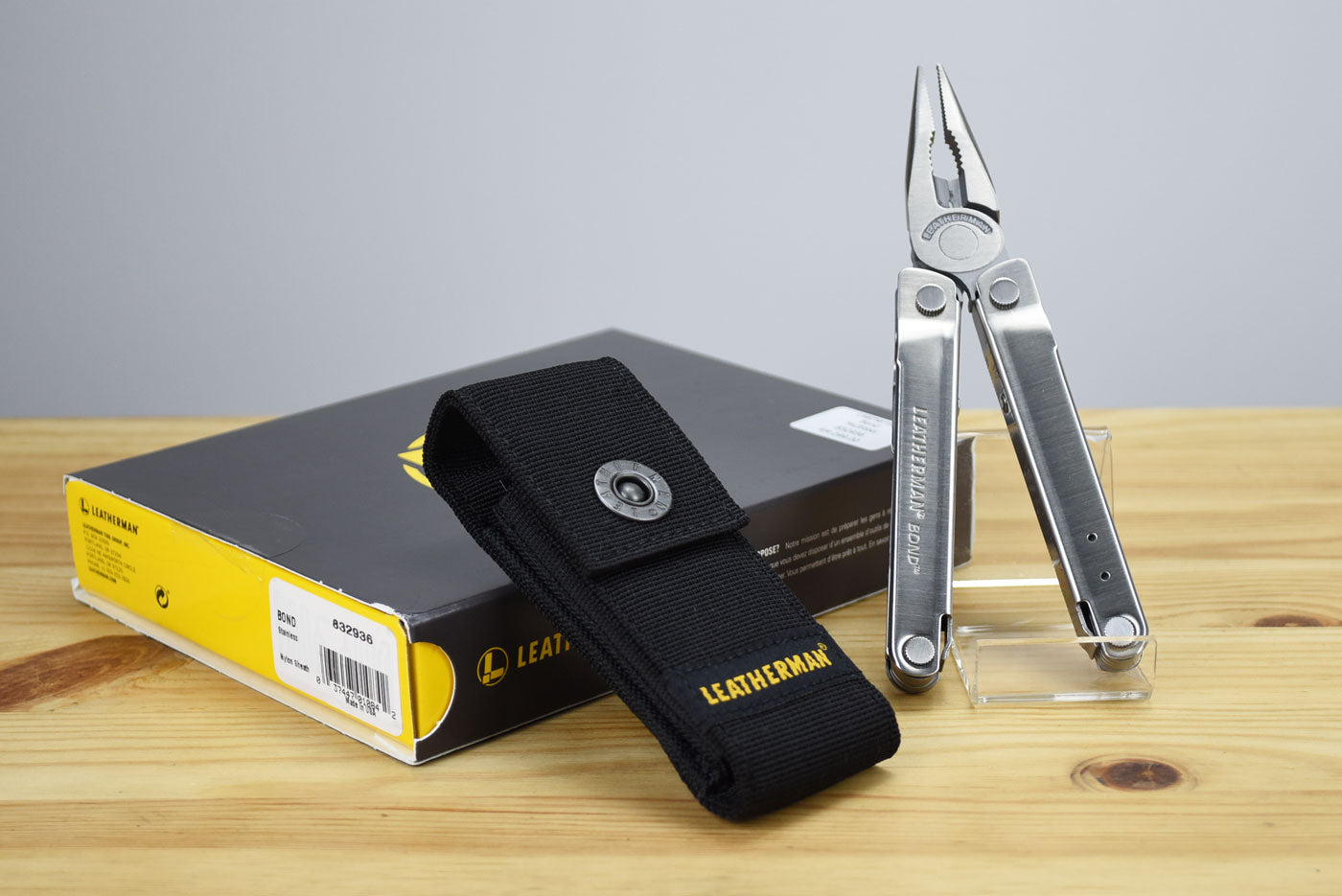 Leatherman Bond Multitool (Stainless Steel Handle)